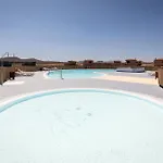 Home2book Casa Etone, Bbq, Terrace & Pool * Lajares